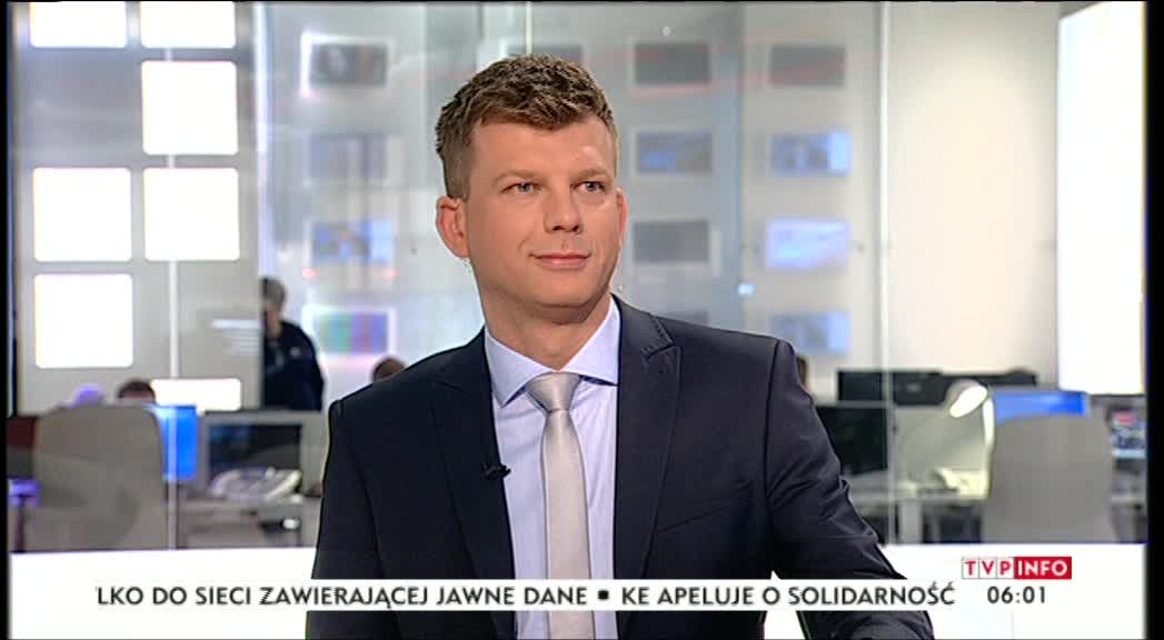 vlcsnap-2015-04-20-19h29m55s199