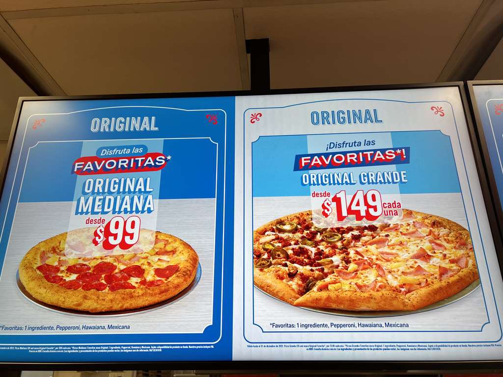 Domino's Pizza: Promoción (mostrador) en pizzas favoritas - Original mediana 1 ingrediente por $99 | Original grande 1 ingrediente por $149 
