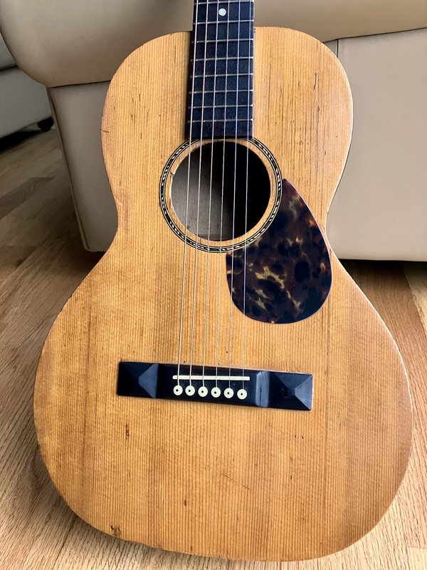 NOGD: 1930's Regal parlor - The Unofficial Martin Guitar Forum