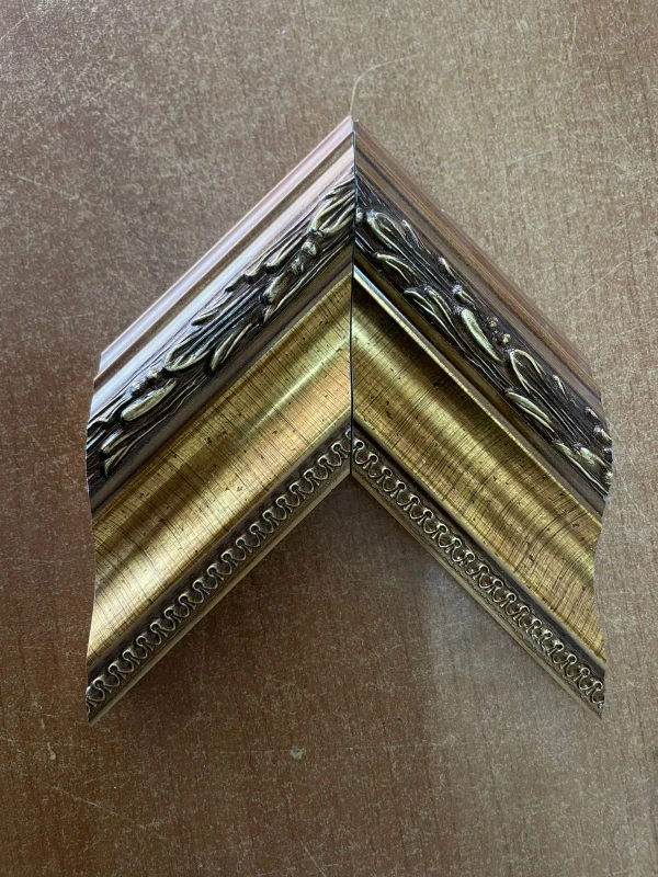 Exemplo de moldura trabalhada 6