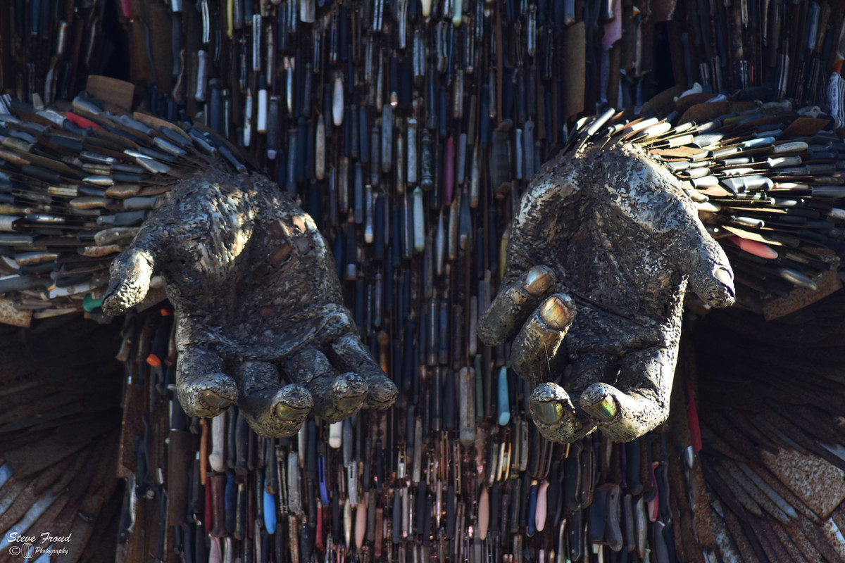 Knife Angel (3)