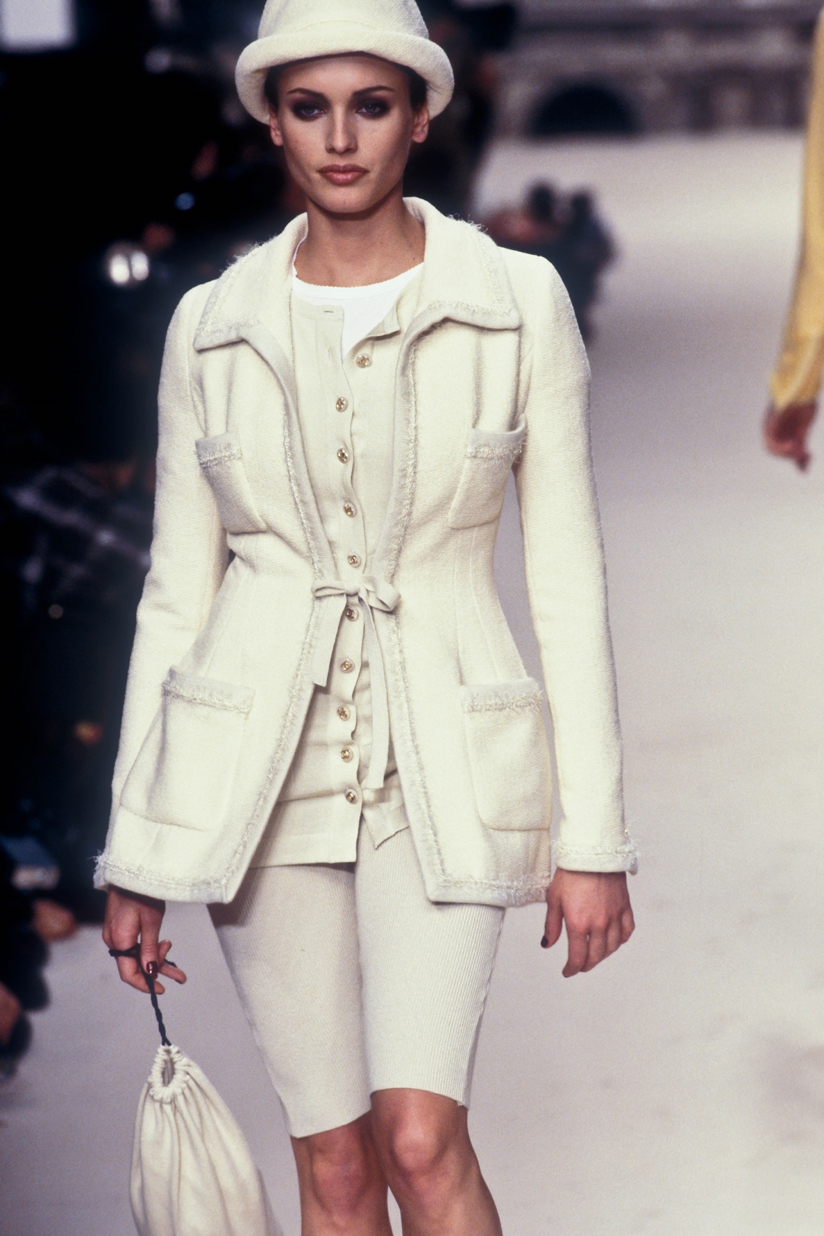 Fashion Classic: Chanel Fall/Winter 1994 | Page 2 | Lipstick Alley