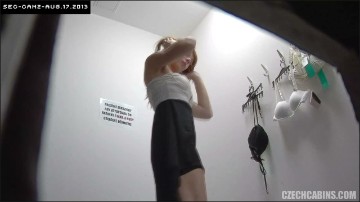 [Image: Voyeur29245100642.jpg]