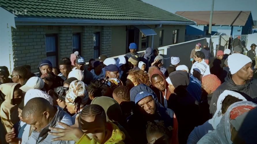 [Image: exkd1cj7t0n5.png]