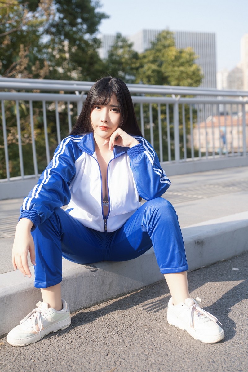 糖果果Candy 户外校服 Cosplay 高清写真集【142P｜626.8MB】插图1