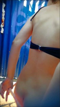 [Image: Voyeur705155657.jpg]