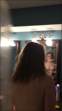 [Image: Voyeur10525140039.jpg]