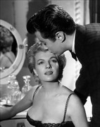 corinne-calvet-b18