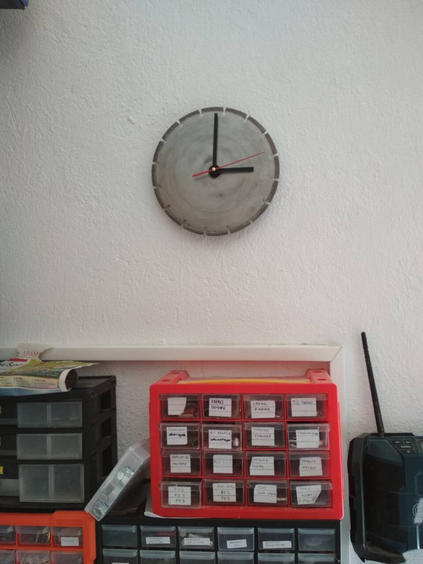 E4F6C304-B5DF-4F37-A4CC-632151CF0313