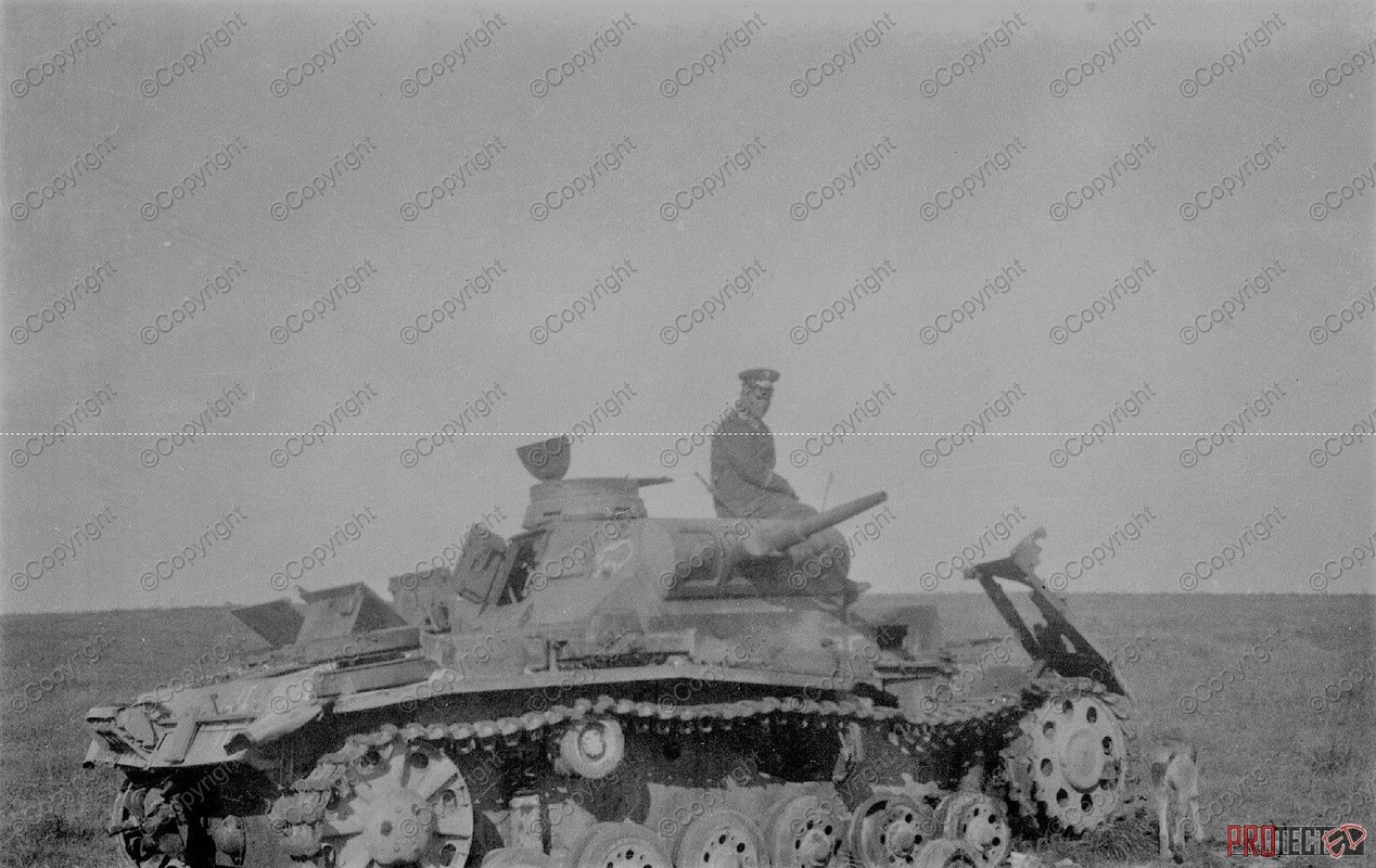 Foto Panzer 3 Ostfront vormarsch zerstörung Wapp