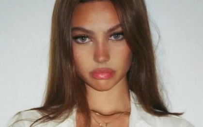 Beautiful Hot Girl Showing Big Tits