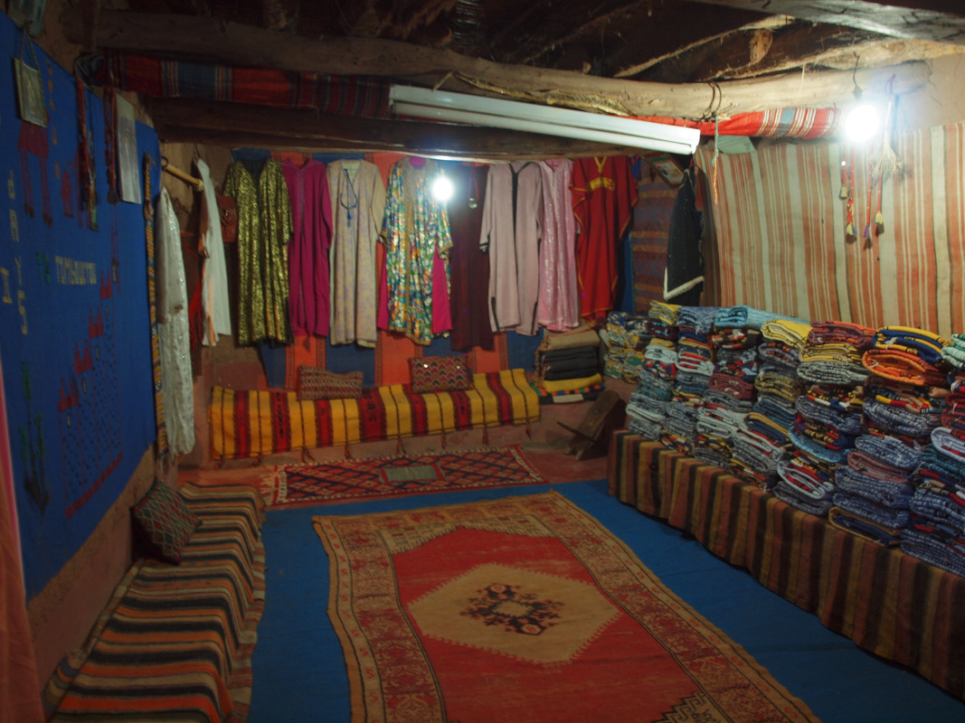 El Valle del Drâa, la gran arteria del sur de Marruecos - Blogs de Marruecos - Ouarzazate, un decorado de cine (22)