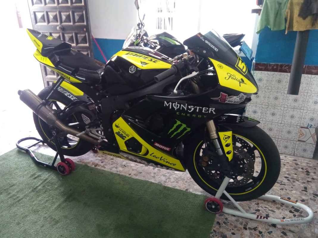 11DB4980-C71D-427C-A125-50EA7B12DE45