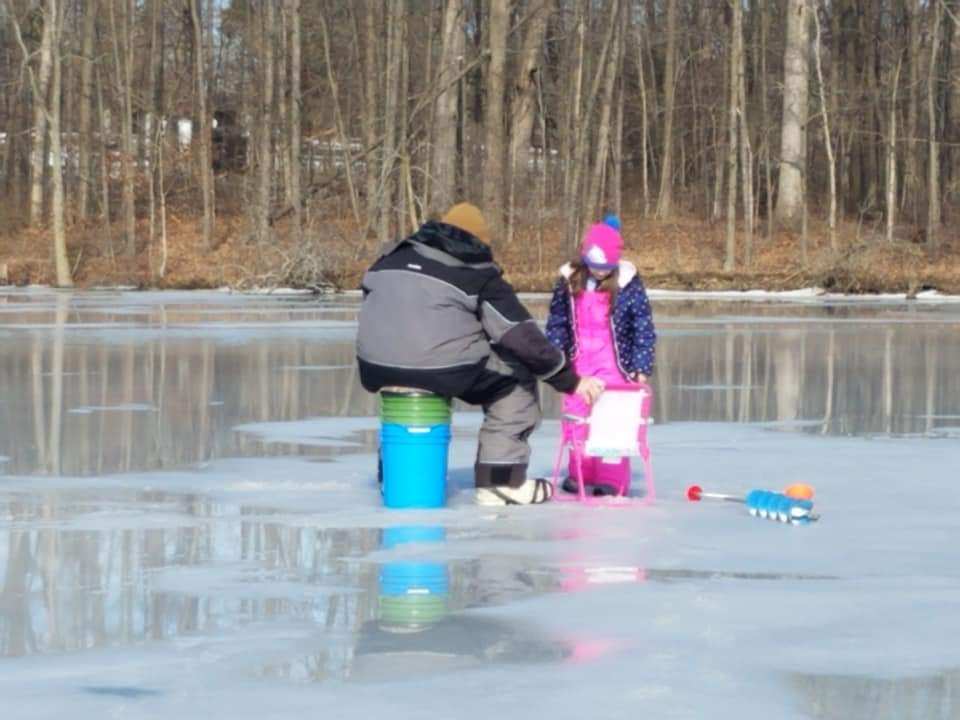 FB95IMG951643902401437