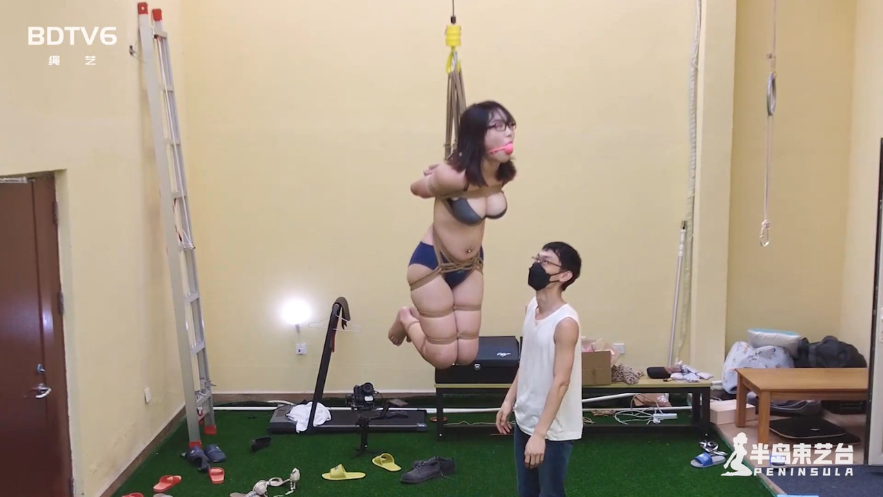 半岛束艺 本台首席试飞员拉丁试飞现场.mp4_20211011_130722.020