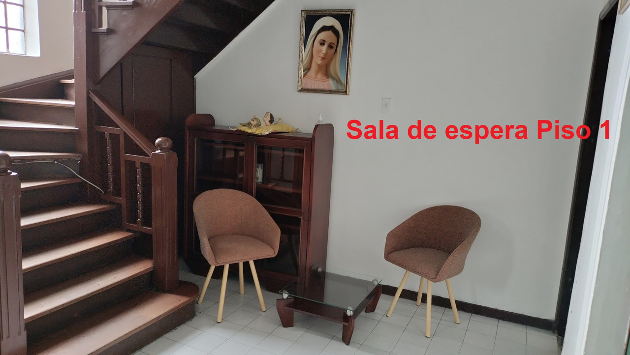 04 Sala de espera Piso 1