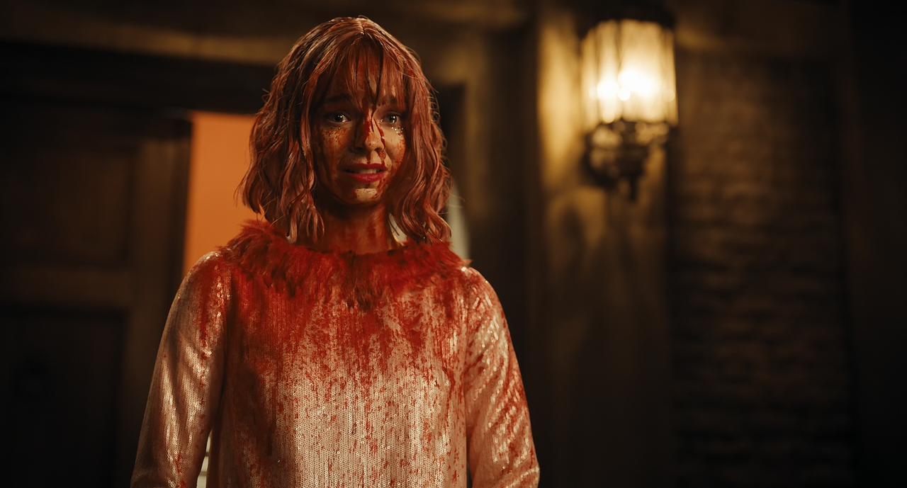 Wednesday.S01E04.Woe.What.a.Night.1080p.10bit.BluRay.AAC5.1.HEVC-Vyndros.mkv_snapshot_41.38_[2024.04