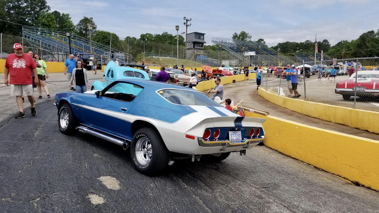 E6934CAC-7409-438F-A438-FB5AB92D7DDD