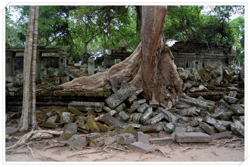 Angkor III. Beng Mealea y traslado a Phnom Penh. - De la bahía de Halong a los templos de Angkor (1)