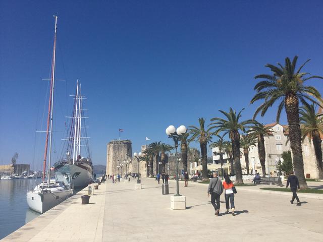 DE0CCBBB-3C71-4688-B543-4E539224D253