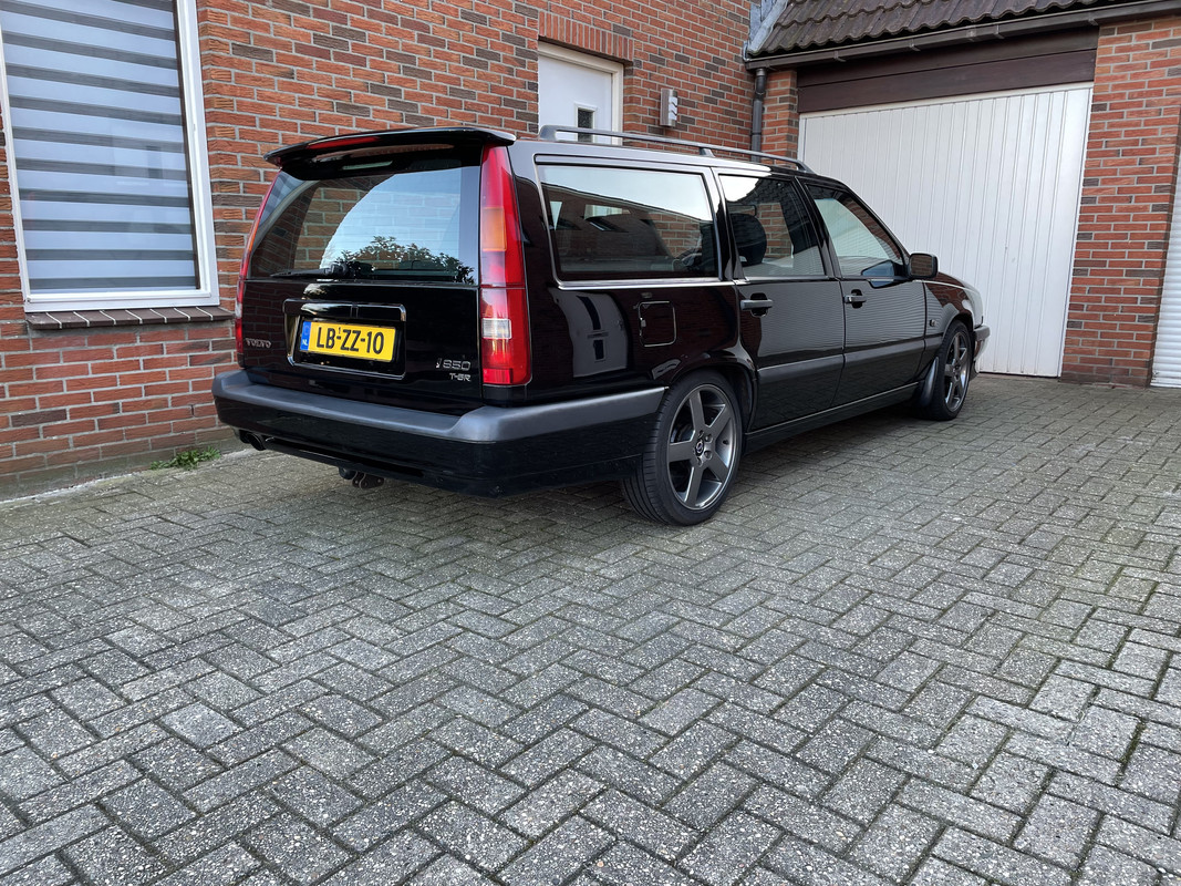 06DFC191-5E69-4D0B-BE60-1665652B2ACC