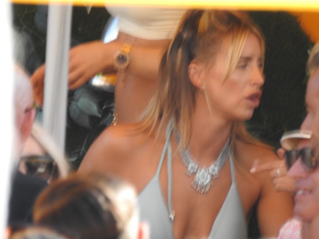 Ferne-Mc-Cann-Danielle-Armstrong-Sexy-The-Fappeni-8