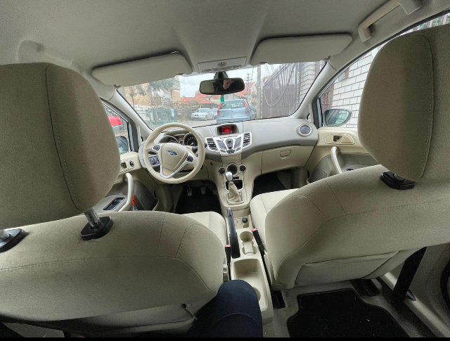 F923E8C8-B9A4-4D5F-A079-D6CAA3F89001