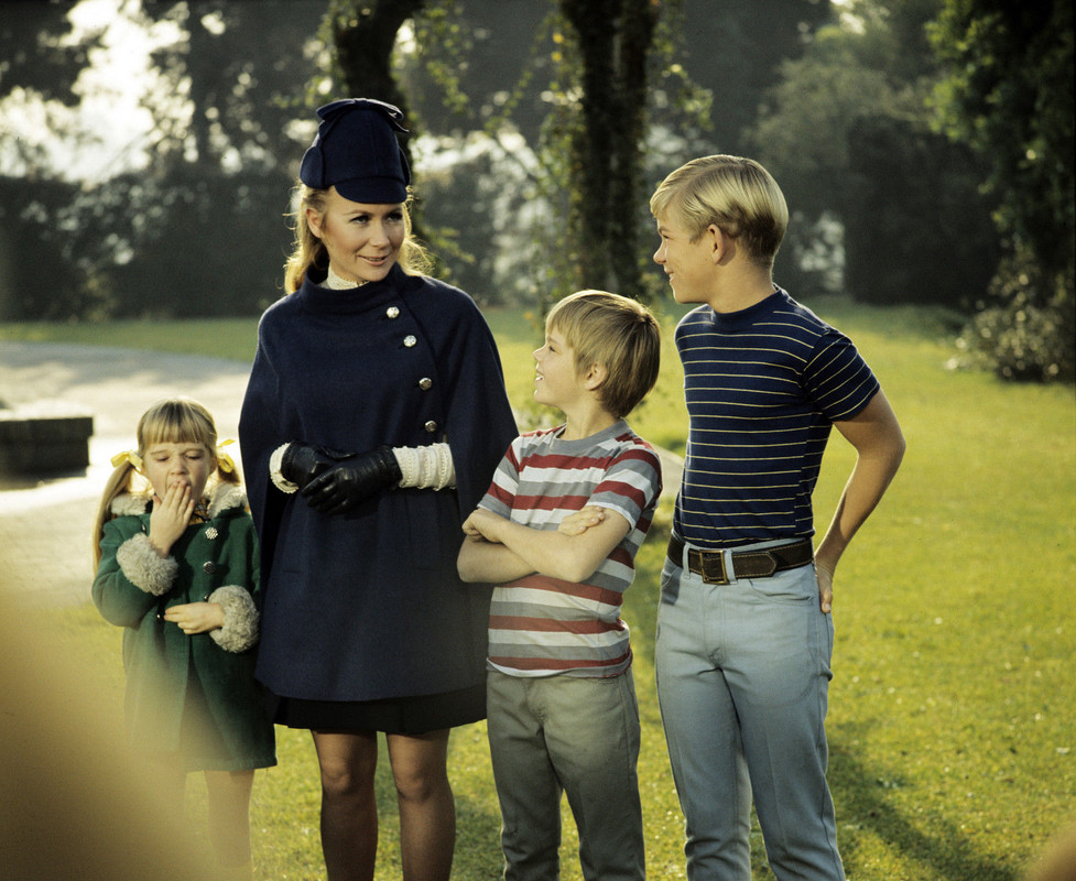 juliet_mills_a12