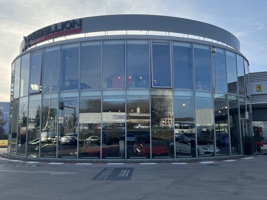 2258E581-1B45-4D9D-AC30-E253FF99E330