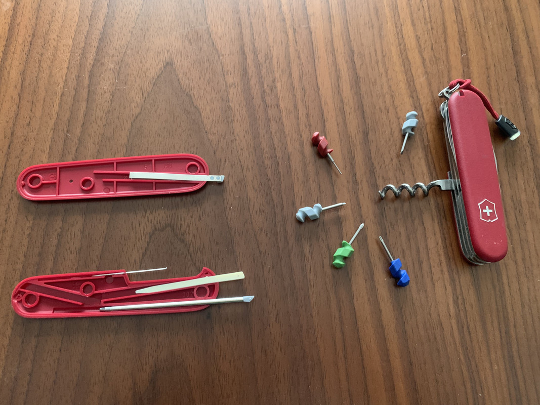 718D2AF4-C119-43A6-9E75-2E985E4C5738