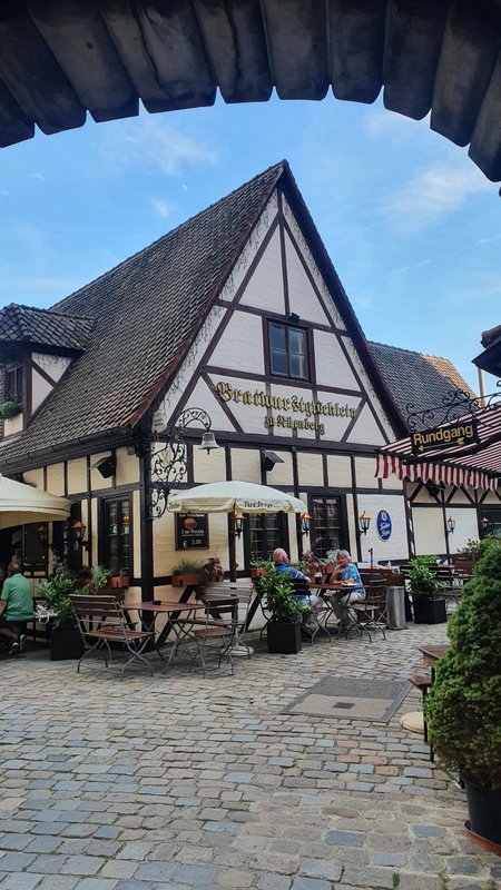 50 sombras del verde en Suiza y Alemania - Blogs de Suiza - PLAYMOBIL FUN PARK (con protocolo covid) - NOCHE EN NUREMBERG (9)