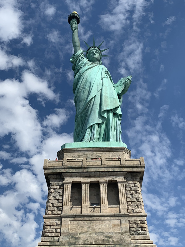 4FCC4DD9-2FCB-4B15-9F10-C0CA59BF4ADF