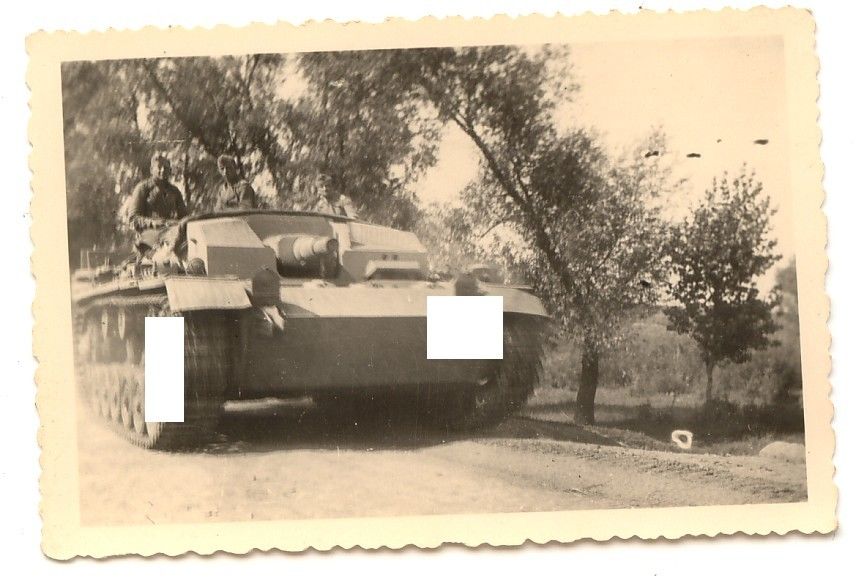 Panzer StuG Sturmgeschütz Vormarsch Sandgelb