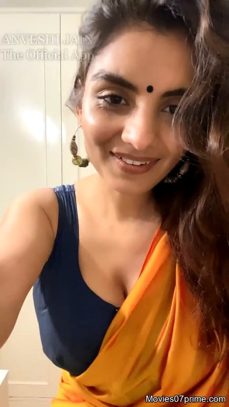 Anveshi jain Live.mp4.0011