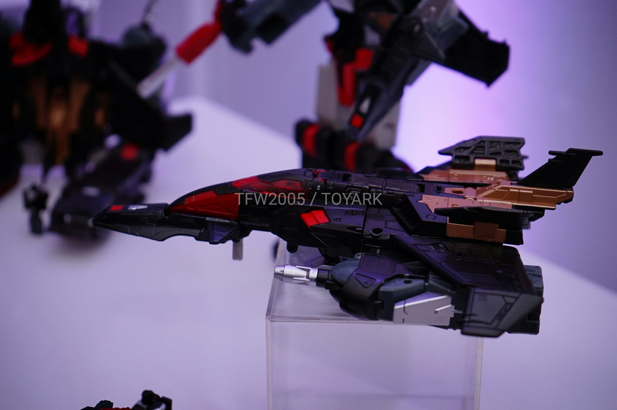 NYCC2016-Titans-Return-011