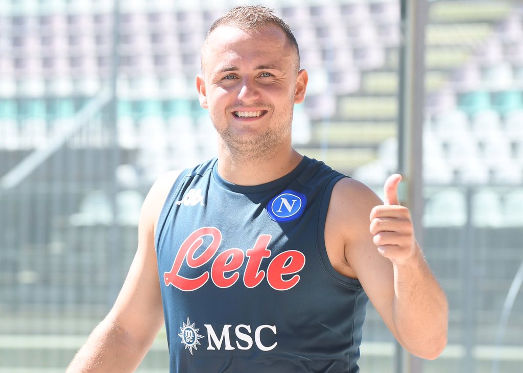 CDBF3938-5EDC-411F-89B4-1E5C9111B1FC