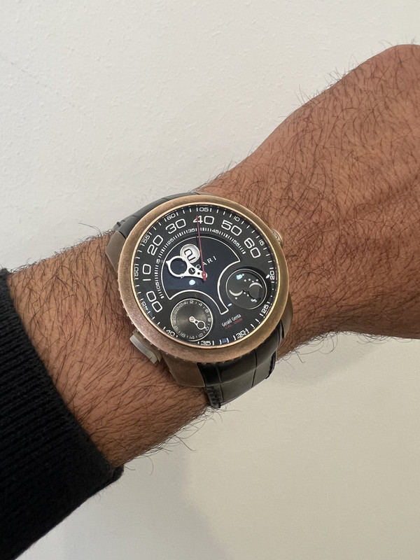 3C83C2FC-2BFF-4AA0-9787-B9C373712E63