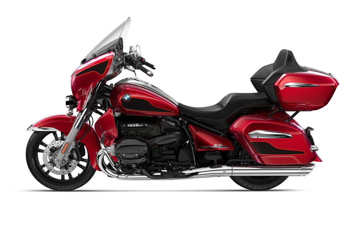 P90569068_highRes_bmw-r-18-roctane-r-1