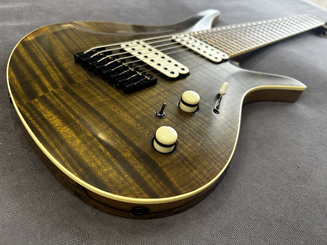 FAB2B610-F8A5-4BED-9759-4973AE227FE7