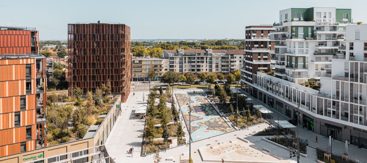 https://i.postimg.cc/PxMnxkmX/cartoucherie-hotel-sangha-vue2.jpg