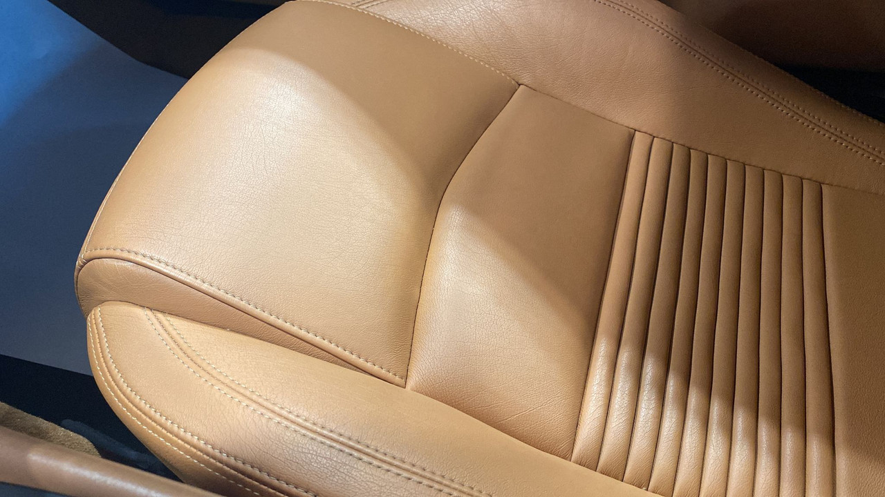 22EB8FC0-E487-40B8-8E95-978ED8C9813A