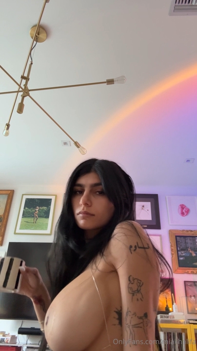 Mia-Khalifa-Pic-4.jpg