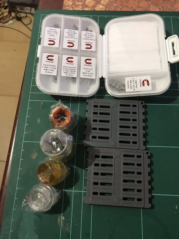 21994A48-C0E7-4DA5-9FB1-5F5F5F9C7DA3