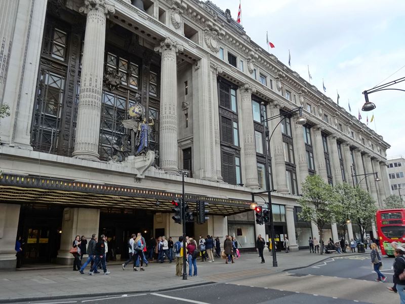 Selfridges-Oxford-Street.jpg