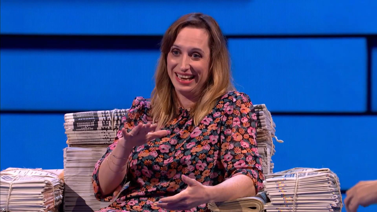 Isy Suttie 171021.mp4_snapshot_03.21_[2021.10.17_03.02.22]