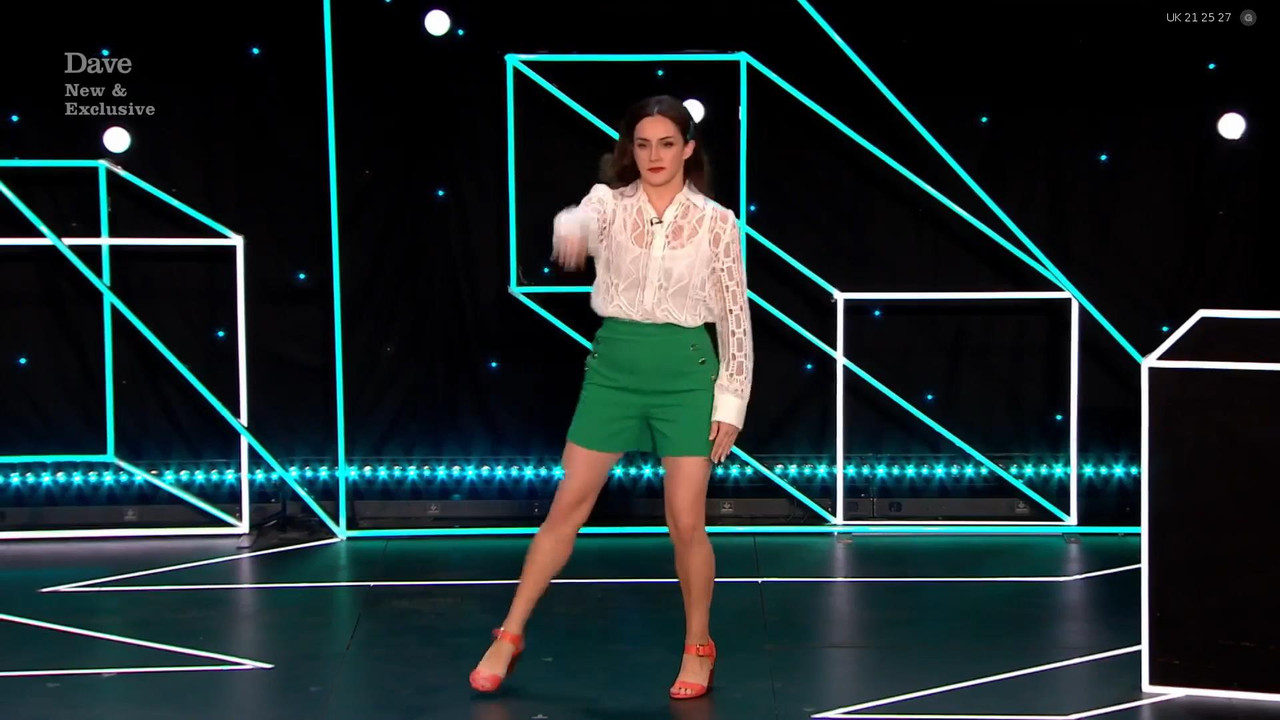 11.17 - 21.00.00 - Comedians Giving Lectures. Host Sara Pascoe Is Joi...-1.m4v_snapshot_31.01_[2021.