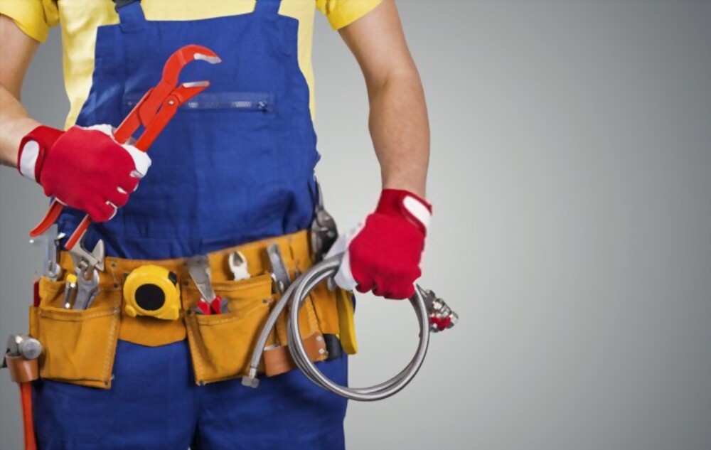 Hire the best plumber near you: Note the 9 Major Point before you call for Plumbing Professionals