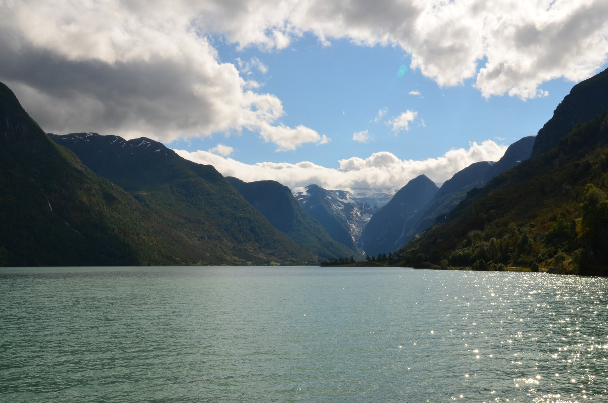 Noruega 10 días de cabañas y con niños - Blogs de Noruega - ETAPA 5- Glaciar Briksdal - Gaupne (10)