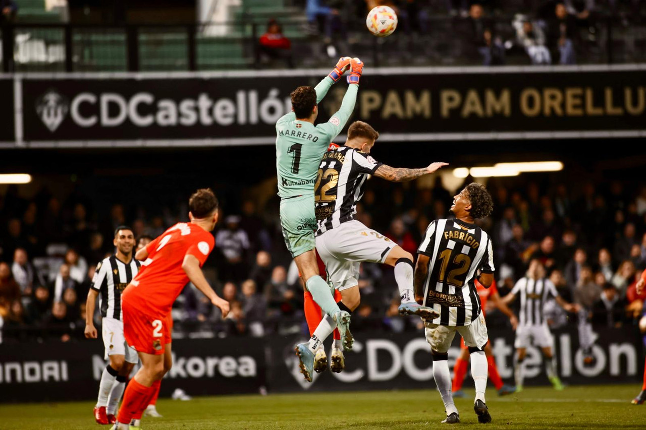 Castellon vs Real Sociedad B, 22h00 ngày 15/11