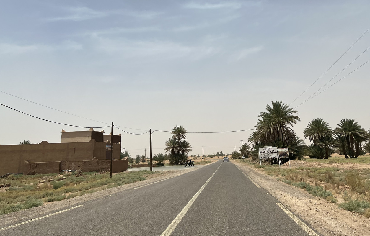 Mhamid el Ghizlane, en la frontera del Sáhara - El Valle del Drâa, la gran arteria del sur de Marruecos (23)